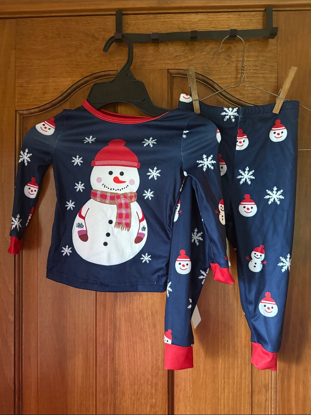SHEIN Navy and Red Snowman Kids Pajama Set